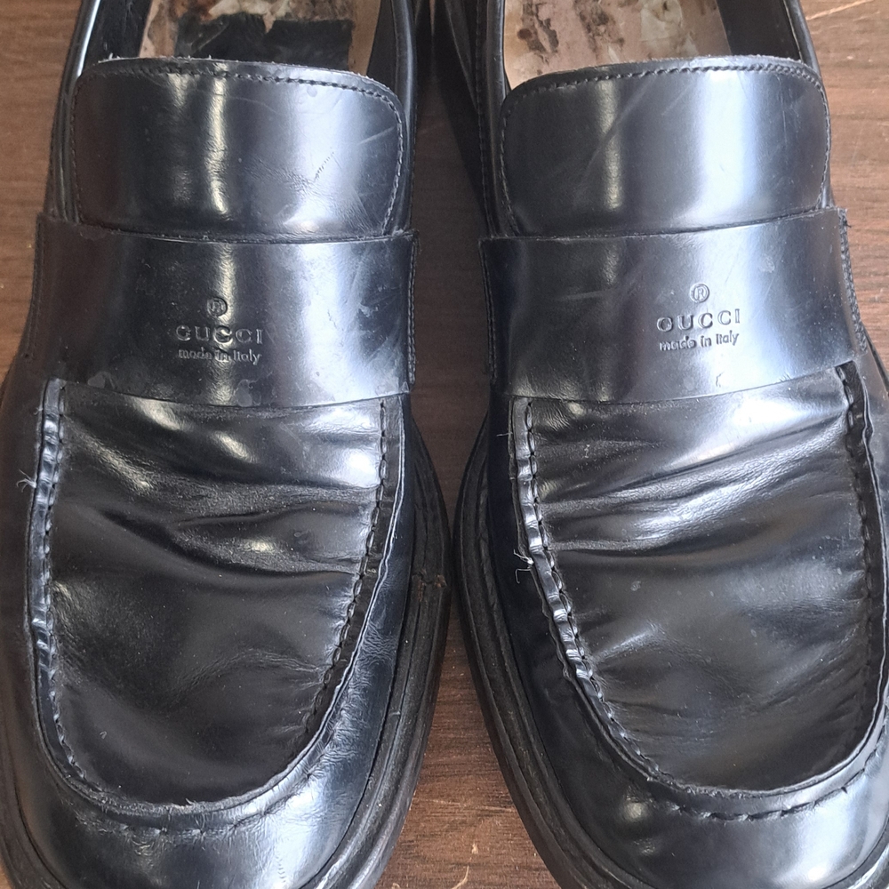 Gucci Men's Classic Black Leather Loafers